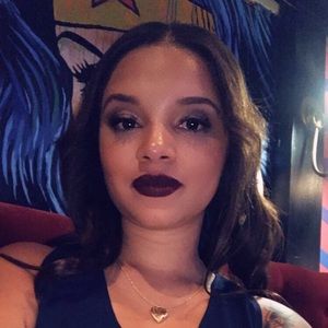 Meet your Posher, Teanisha